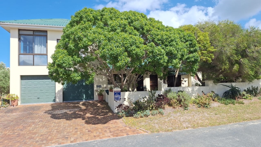 4 Bedroom Property for Sale in Vermont Western Cape